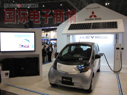 三菱(Mitsubishi)的“MiEV house”運用了在網格或汽車之間轉移家用電源的概念。